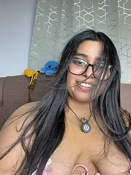 Snapshot of virginbrunette99 chatting on 06.24.26 virginbrunette99 online show from 06.24.26