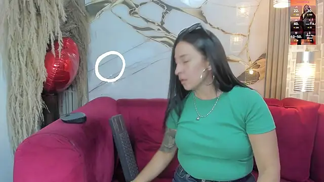 Bella williamss  online show from 05.27.26