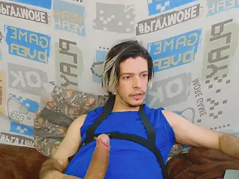 Snapshot of blondetwink chatting on 04.16.26 blondetwink online show from 04.16.26