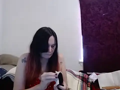 Snapshot of Hotmodel1984 chatting on 12.05.24 Hotmodel1984 online show from 12.05.24