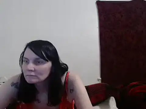 Snapshot of Hotmodel1984 chatting on 01.08.25 Hotmodel1984 online show from 01.08.25