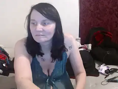 Snapshot of Hotmodel1984 chatting on 01.14.25 Hotmodel1984 online show from 01.14.25