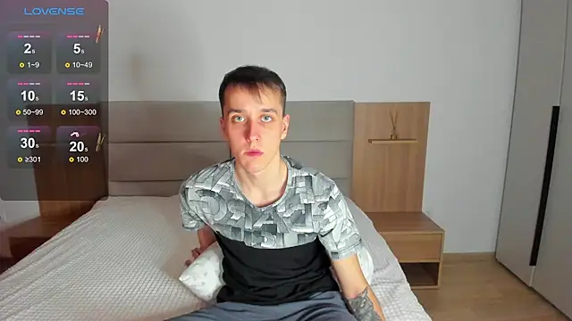 Snapshot of your_super_hero chatting on 02.24.25 your super hero online show from 02.24.25