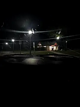 Snapshot of SillyRabbitz chatting on 10.05.25 SillyRabbitz online show from 10.05.25