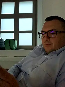 Mike8523 online show from 10.15.25