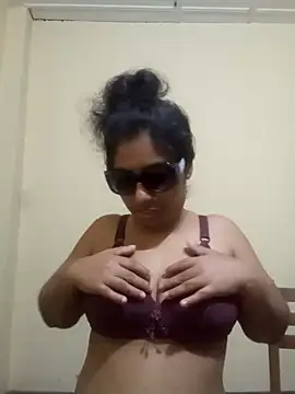 Maya shery online show from 02.25.25