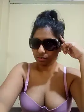 Maya shery online show from 03.13.25