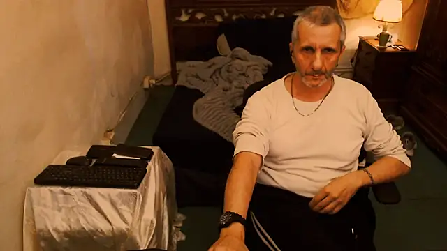 maxdaddy690 online show from 10.06.25