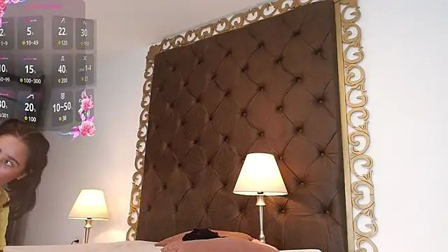 Snapshot of SofiiaMartinez_ chatting on 03.14.25 SofiiaMartinez online show from 03.14.25