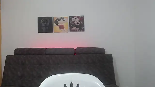 Snapshot of Anthonela_Queen chatting on 03.12.25 Anthonela Queen online show from 03.12.25