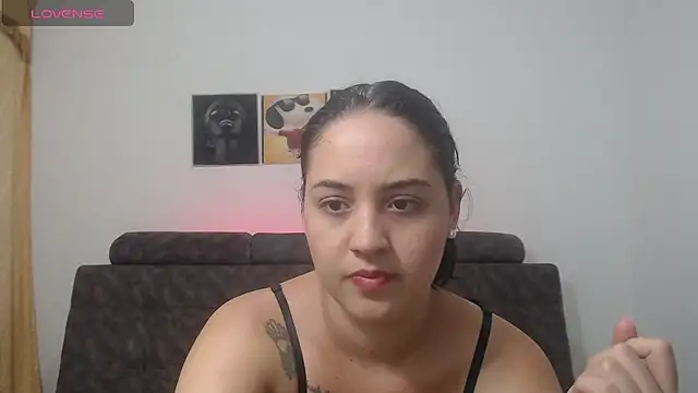 Snapshot of Anthonela_Queen chatting on 03.20.25 Anthonela Queen online show from 03.20.25