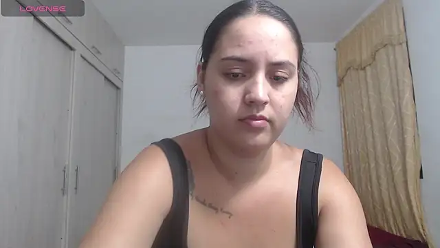 Snapshot of Anthonela_Queen chatting on 10.15.25 Anthonela Queen online show from 10.15.25