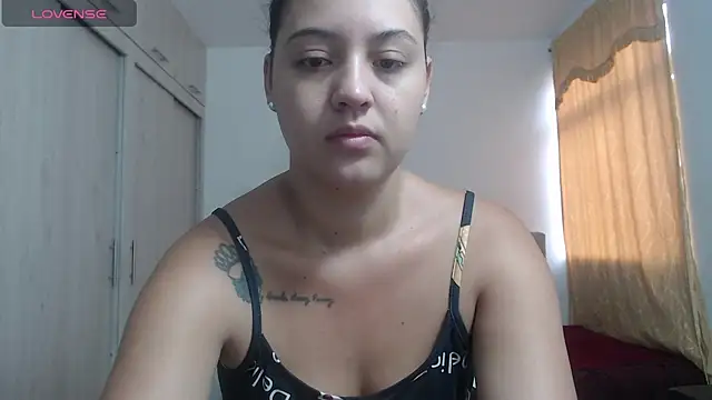 Snapshot of Anthonela_Queen chatting on 10.26.25 Anthonela Queen online show from 10.26.25