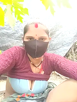 Snapshot of Chhavi_Chadha chatting on 12.03.25 Chhavi Chadha online show from 12.03.25