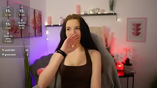 April Olsen online show from 03.08.26