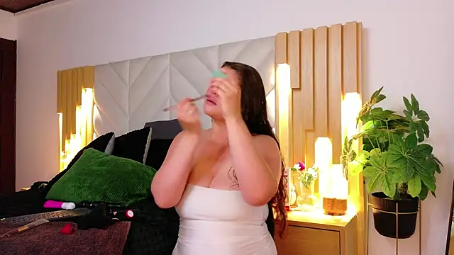 Anaise latif online show from 09.20.25