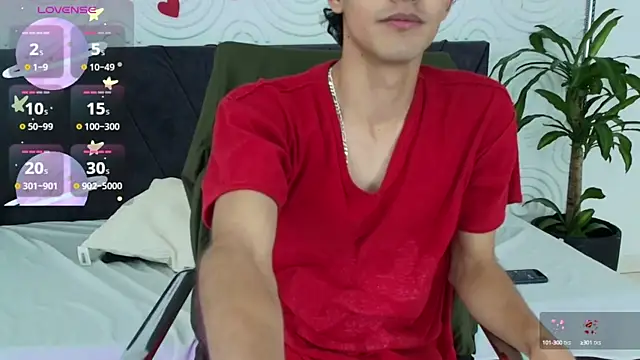 Maximoherrera 16 online show from 05.21.26
