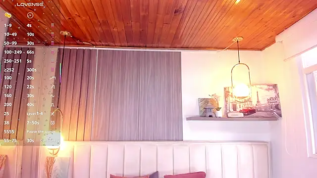 Nicoll Evans  online show from 10.09.25