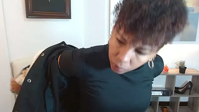 anahi macys online show from 10.23.25