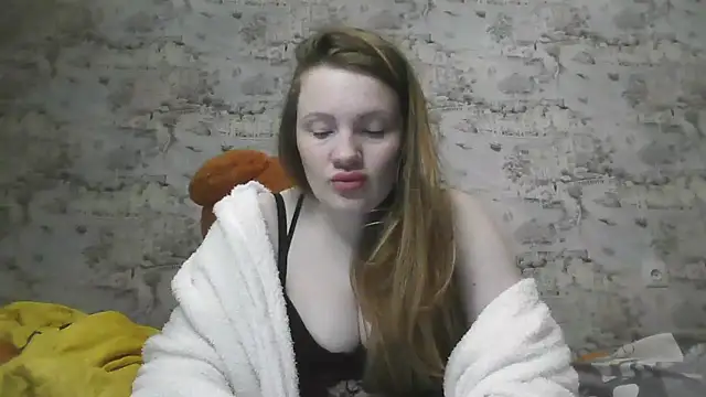 Snapshot of Eveline_May chatting on 03.01.25 Eveline May online show from 03.01.25