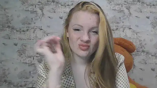 Snapshot of Eveline_May chatting on 09.21.25 Eveline May online show from 09.21.25