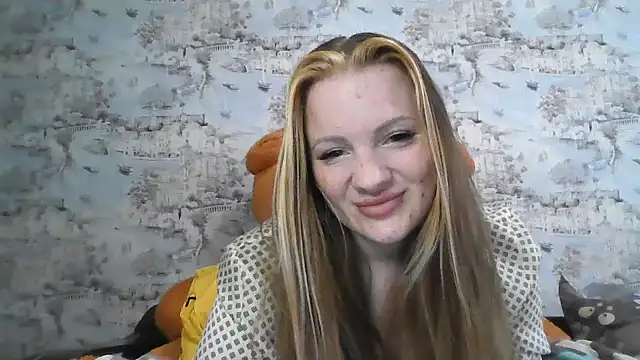 Snapshot of Eveline_May chatting on 09.23.25 Eveline May online show from 09.23.25
