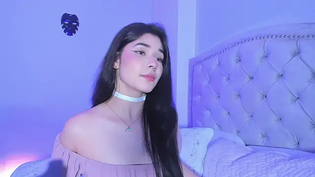 NicoleDallas online show from 03.04.25