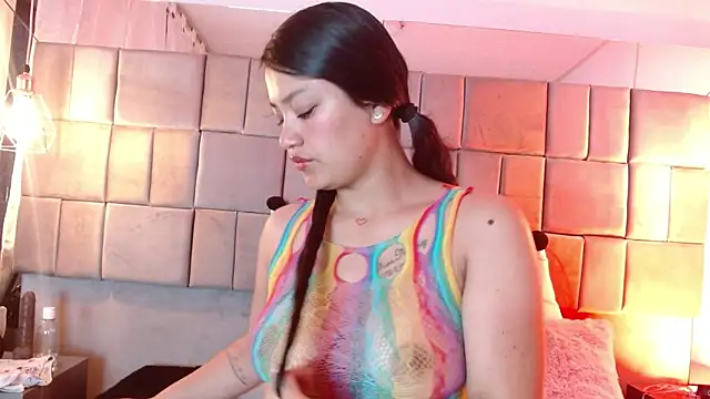 Snapshot of celeste_star0 chatting on 03.05.25 celeste star0 online show from 03.05.25