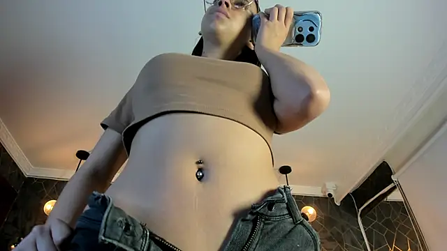 zephyra-angels online show from 10.04.25