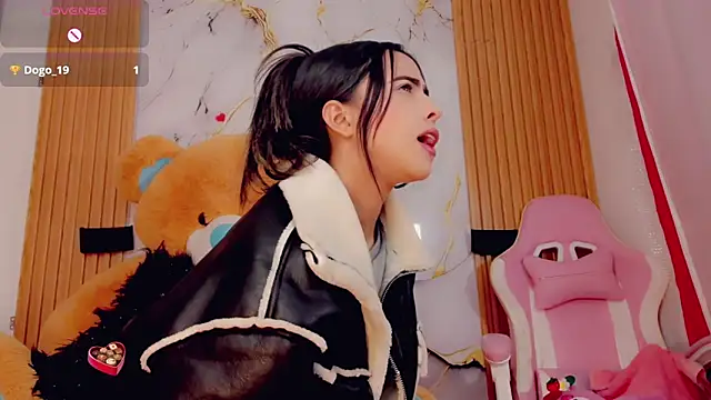 ValeriCardenas online show from 09.24.25