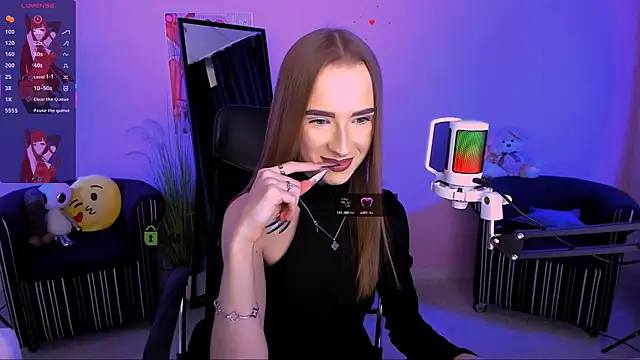 doll vey online show from 10.16.25