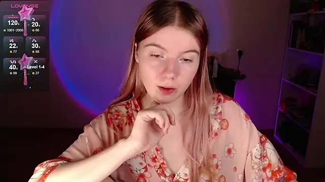 Strawberry juli online show from 01.18.26