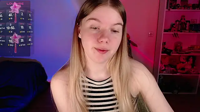 Strawberry juli online show from 06.11.26