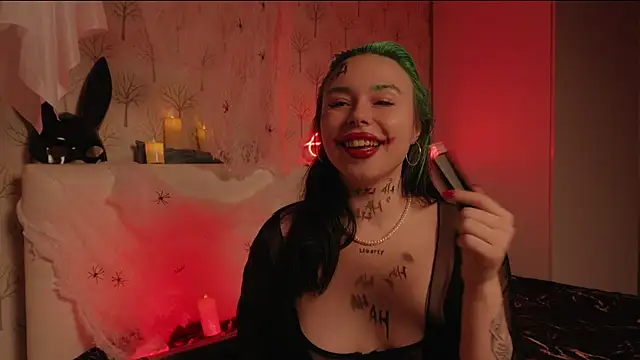 ElliSweetTease online show from 10.31.25