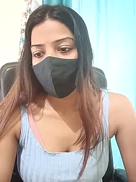 Snapshot of CRAZY__BITE chatting on 09.29.25 CRAZY BITE online show from 09.29.25