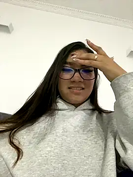 yousweet-Scarett online show from 10.17.25