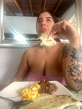 Madisson-Rivas online show from 10.17.25