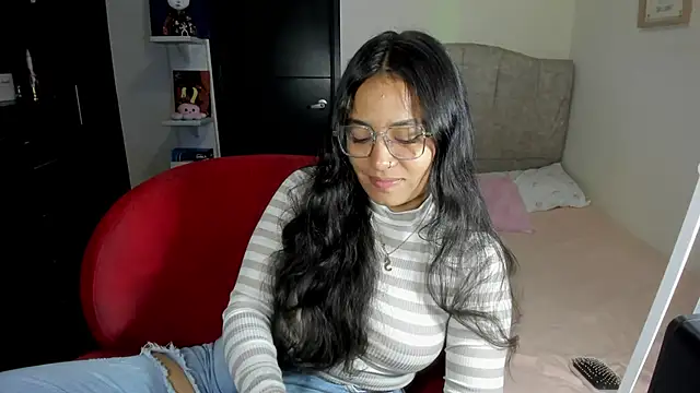 Walton abieca  online show from 09.19.25