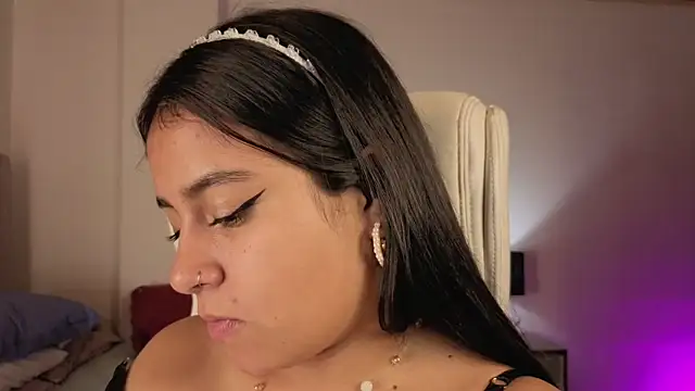 Walton abieca  online show from 09.29.25