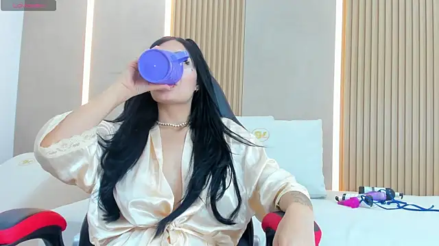 Snapshot of celeste_grace chatting on 03.04.25 celeste grace online show from 03.04.25