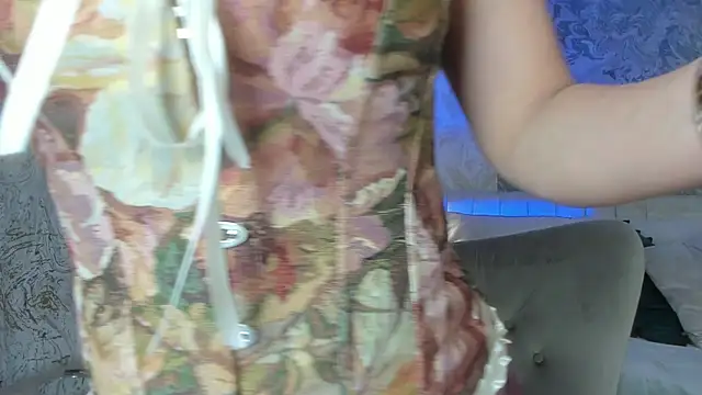 Snapshot of Liannaa_ chatting on 10.23.25 Liannaa online show from 10.23.25