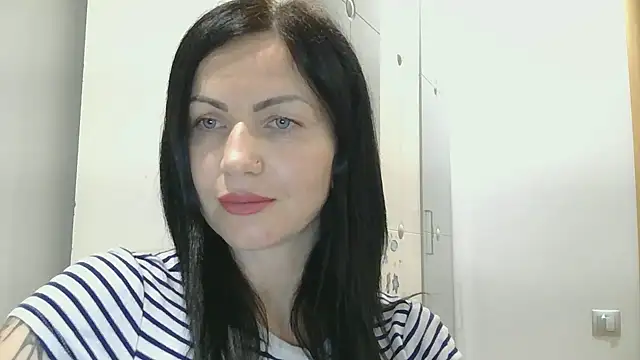 MystaLuuna online show from 03.02.25