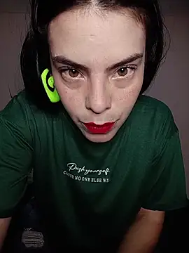 Snapshot of Ali3Martin chatting on 02.09.26 Ali3Martin online show from 02.09.26