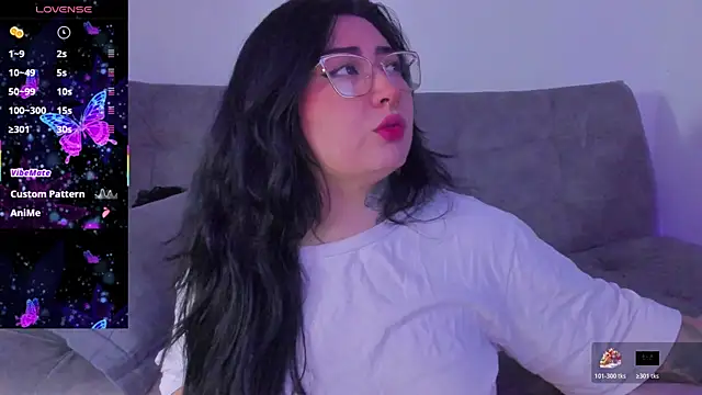 Curvybaddie99 online show from 04.09.26