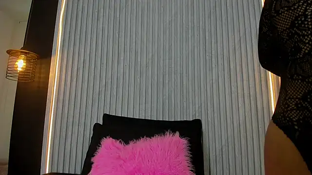 alahia betancurx online show from 01.13.26