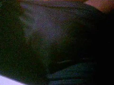 Snapshot of EroticMonster chatting on 10.02.25 EroticMonster online show from 10.02.25