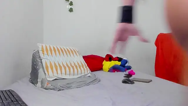 Snapshot of damian_c12 chatting on 03.09.25 damian c12 online show from 03.09.25