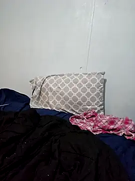 dylanroberts1995 online show from 03.04.25