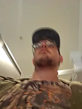 dylanroberts1995 online show from 03.13.25