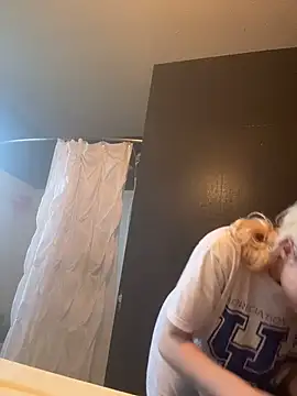 sluttypumpkin online show from 11.27.25